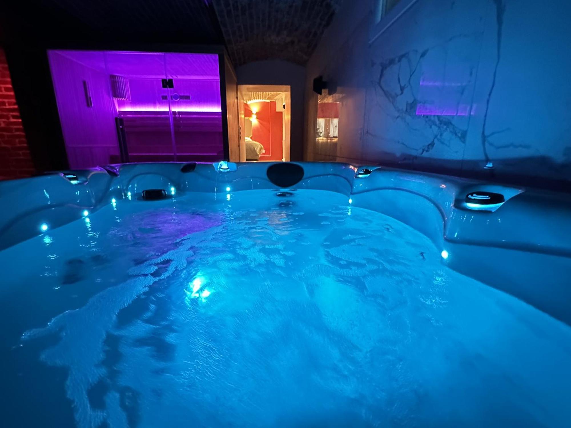 Le Bijou - Appartement, Sauna Et Jacuzzi - Lille Exterior photo